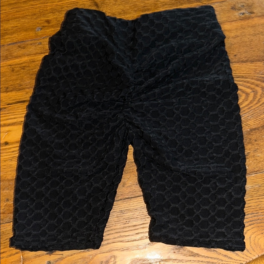 True Rock Black Textured Bike Shorts - Picture 3 of 4